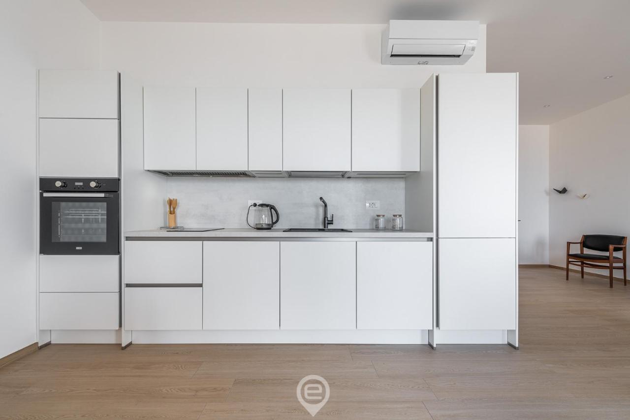 Enchanting Panoramic Retreat Appartement Cagliari